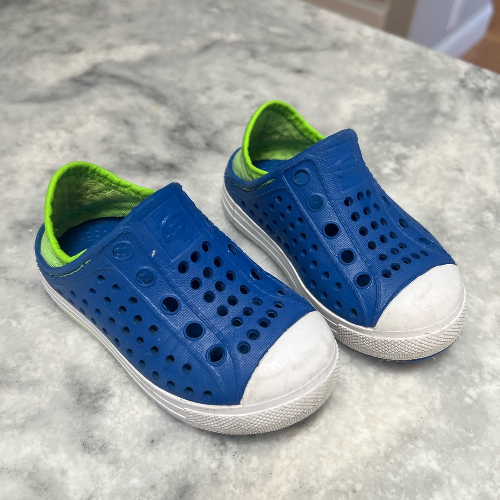 Skechers Toddler Water Shoes size 6